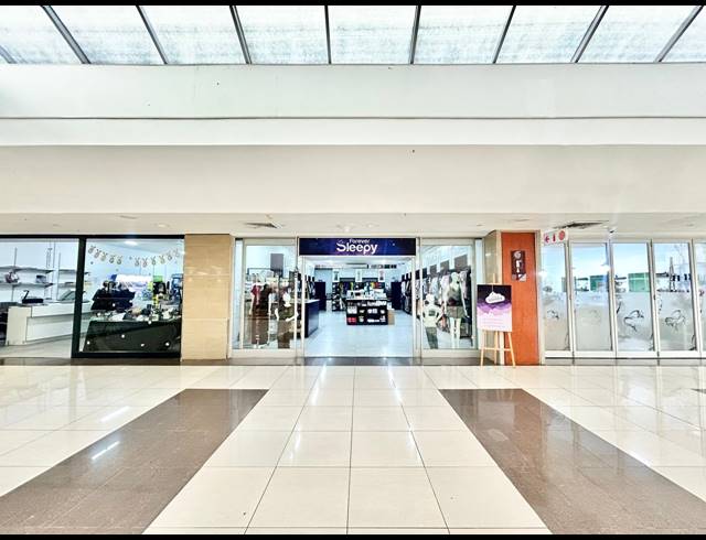 110M² RETAIL TO LET IN WESTVILLE